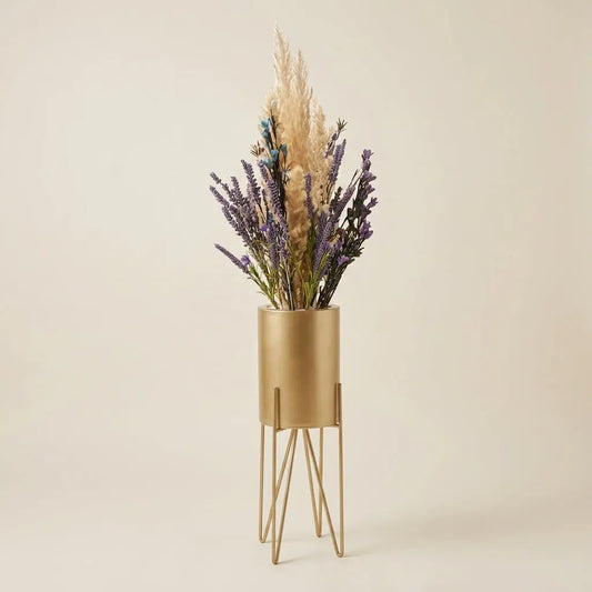 Composition Florale Lavande & Pampa – Cache-Pot Sur Pieds Métal Doré Premium darlworod