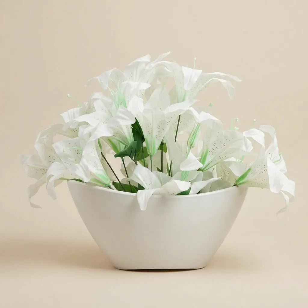 Bouquet de Lys Blancs Artificiels avec Coupe en Céramique – Déco Table Chic darlworod