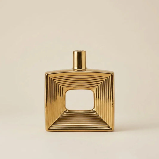 Vase Soliflore en Céramique Dorée – Flacon Sculptural Carré avec Anneau Central Design
